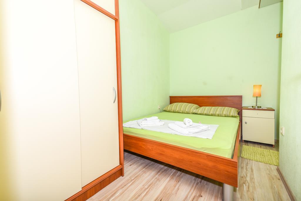 Vila Tatinja Trogir Luaran gambar
