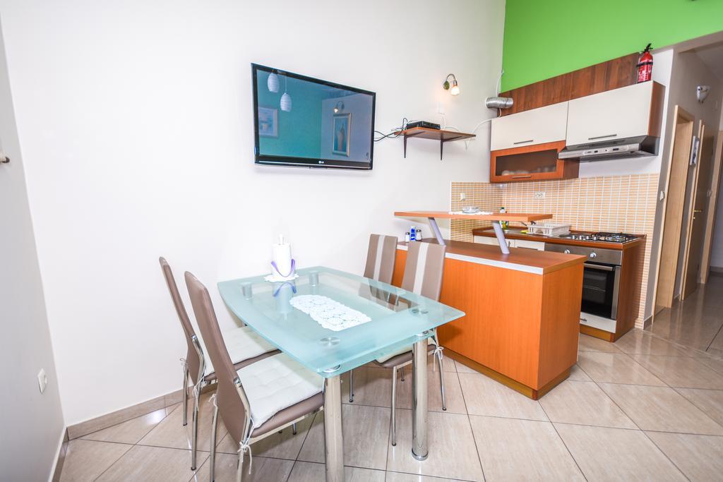 Vila Tatinja Trogir Luaran gambar