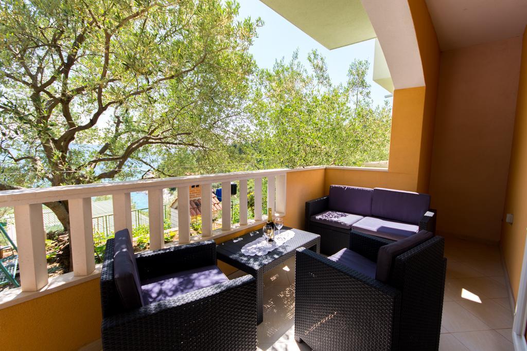 Vila Tatinja Trogir Luaran gambar