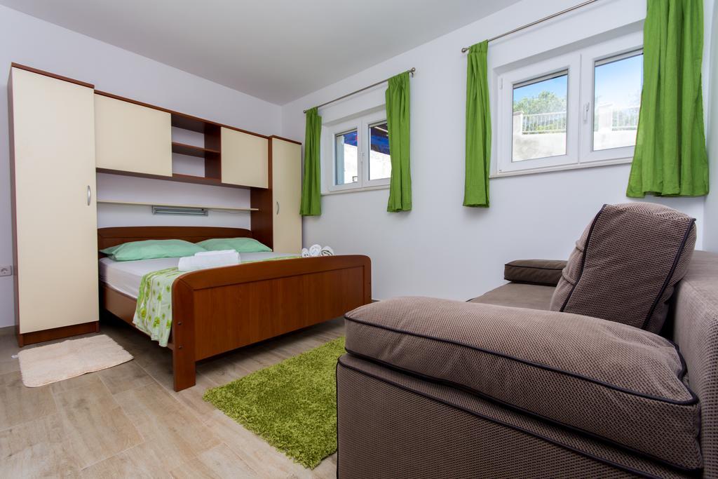 Vila Tatinja Trogir Luaran gambar