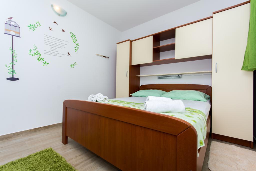 Vila Tatinja Trogir Luaran gambar