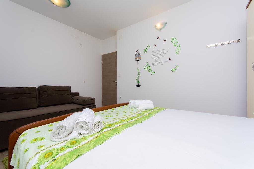 Vila Tatinja Trogir Luaran gambar